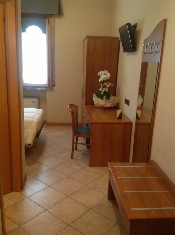 Hotel Trattoria Contini Sorbolo Экстерьер фото